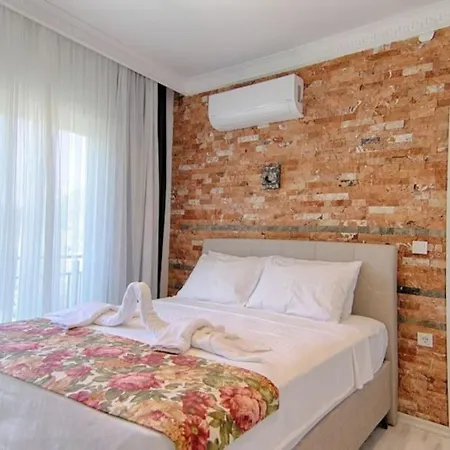 Gocek'te Cocuk Havuzlu, Genis Alanli Villa-awz171 Βίλα *
